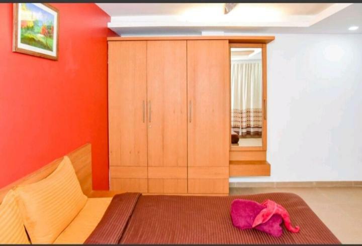 Surya Kiran Miramar Bed & Breakfast Панаджи Екстериор снимка