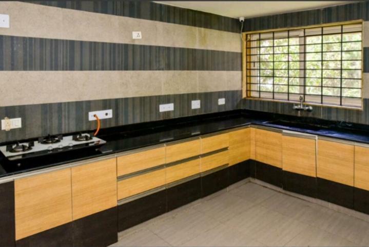 Surya Kiran Miramar Bed & Breakfast Панаджи Екстериор снимка